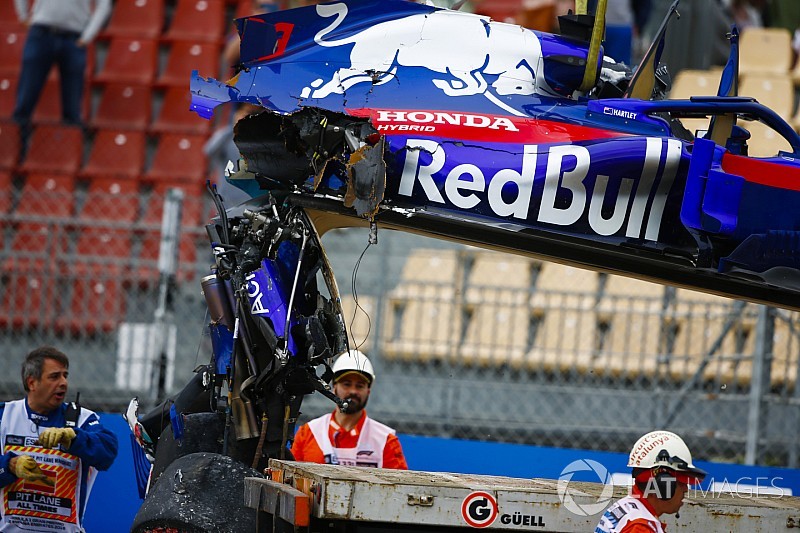 El accidente dejó a Hartley al límite de penalizar