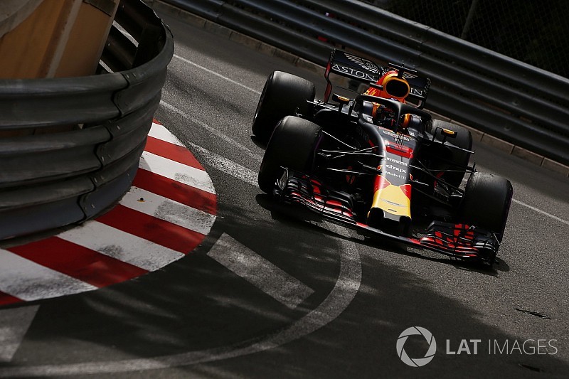 Ricciardo triunfa em fim de semana perfeito em Mônaco