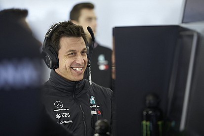 Wolff: "We kunnen in Baku het onverwachte verwachten"