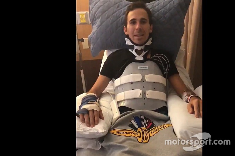 Wickens faz primeira aparição quase um mês após acidente