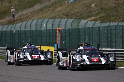 The right strategy in Le Mans: a high-paced game with many unknowns