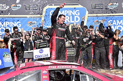 Ryan Newman gana en Phoenix y Suárez en top 10