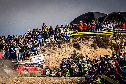 Meeke gana en Catalunya y Ogier se acerca el título
