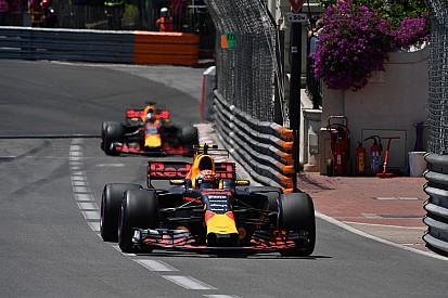 Verstappen masih kesal terhadap strategi di Monako