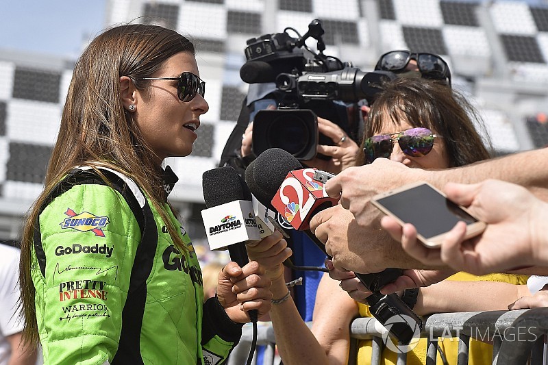 Danica deixa escapar equipe pela qual correrá Indy 500
