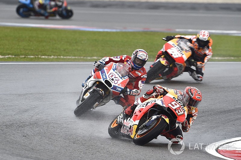 ホンダ、最終戦でのチームオーダー発動はなし? マルケスが示唆