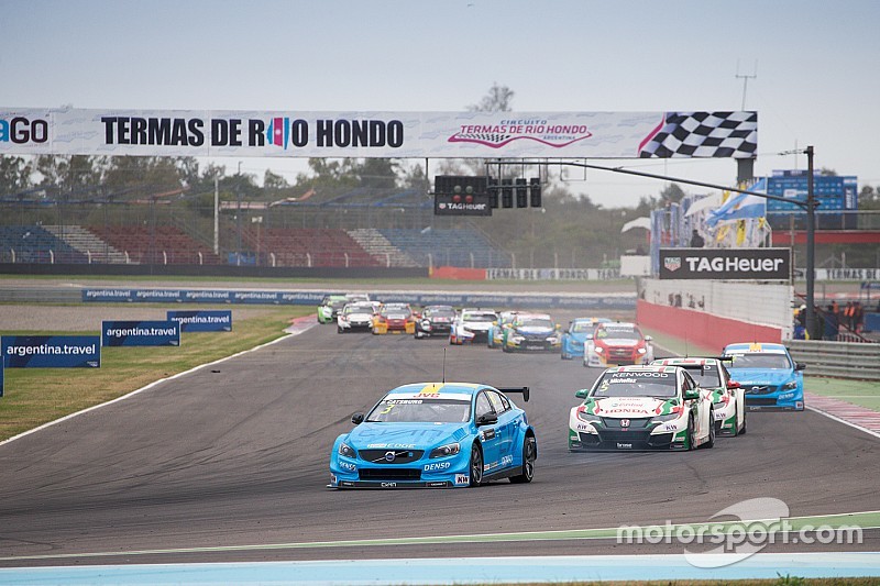 【WTCC】パンク連発のキャッツバーグ「タイヤを見直す必要がある」