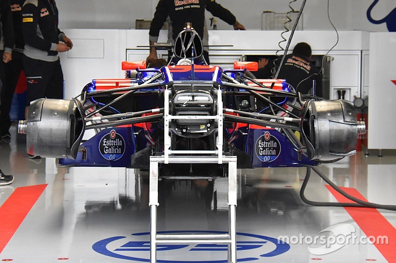Toro Rosso уличили в попытке заявить на гонку небезопасную машину