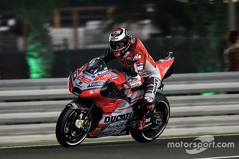 Lorenzo zonder remmen op Qatar: “Heb geluk gehad”