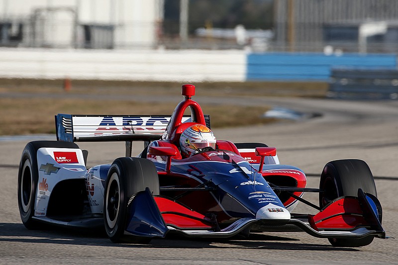 Nuevo auto de IndyCar