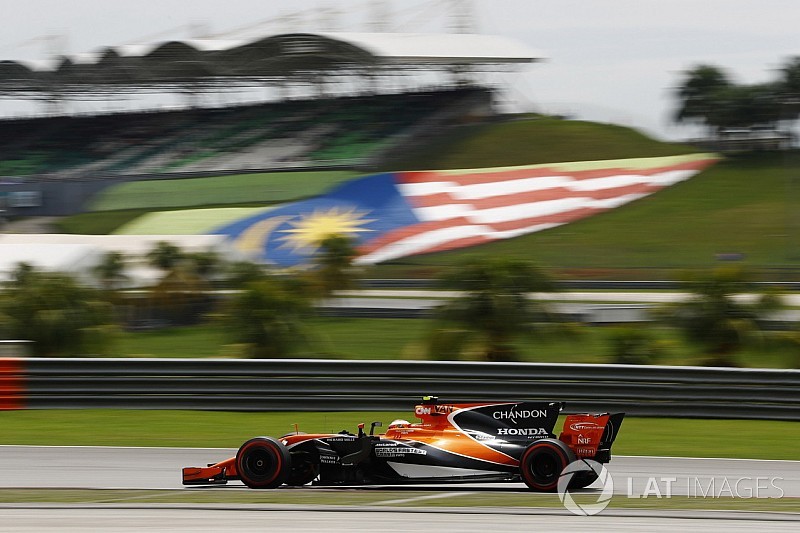 Em 7º e derrotando Alonso, Vandoorne vê GP difícil à frente