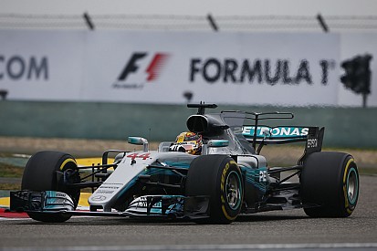 Niki Lauda, contento por el triunfo de Lewis Hamilton