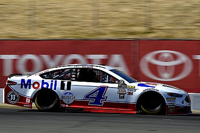Harvick rompe el ayuno y vence por primera vez en 2017