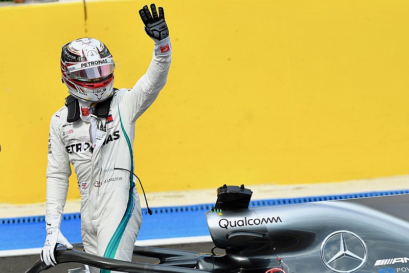 Hamilton manda na França e conquista pole em Paul Ricard