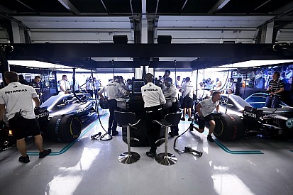 Mercedes announces F1 technical reshuffle