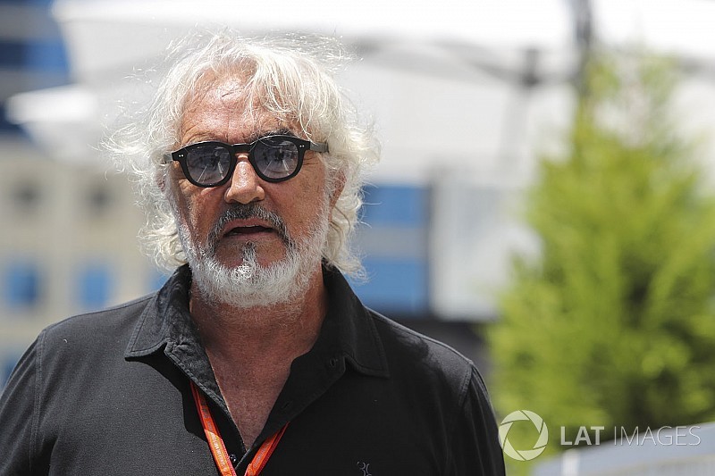 Briatore é condenado a 18 meses de prisão por sonegação