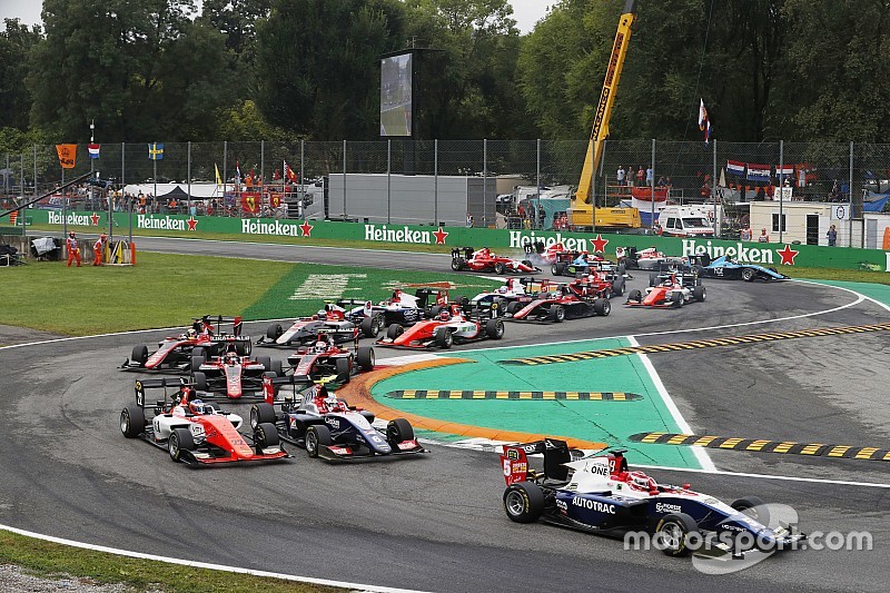 Piquet bate a Alesi en un duelo de época en Monza