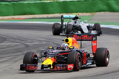 В Mercedes приветствуют прогресс Red Bull