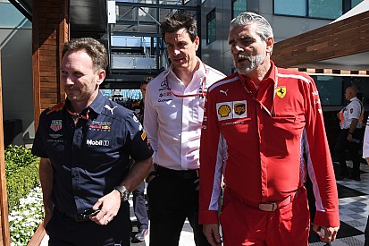 "Overeenstemming tussen teams over F1-toekomst onmogelijk", stelt Horner
