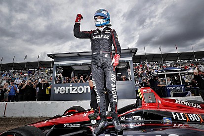 Wickens logra la pole para el inicio de la temporada 2018 de IndyCar