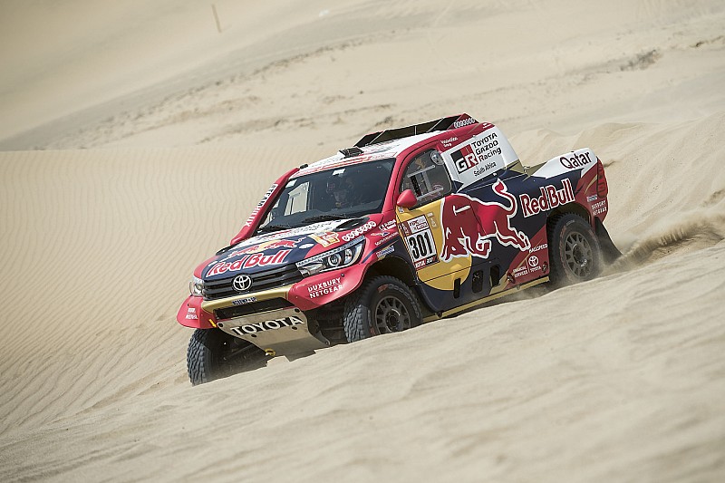 Dakar stage 1: Al-Attiyah tercepat, Loeb alami gangguan rem