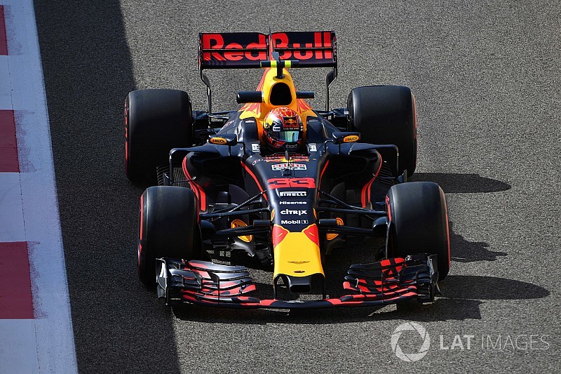 Verstappen, aracın dengesinden memnun değil