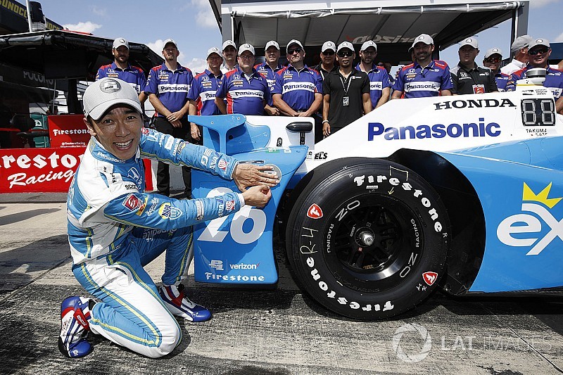 IndyCar Pocono: Sato pakt pole, zware crash Hunter-Reay