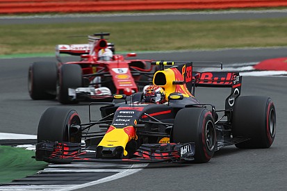 Red Bull ingin cetak poin lebih banyak dari Ferrari di sisa F1 2017