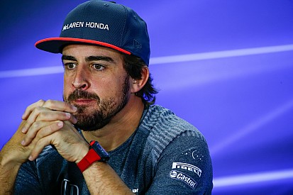 Alonso tras tres años con Honda: "Me llevo el compromiso del equipo"