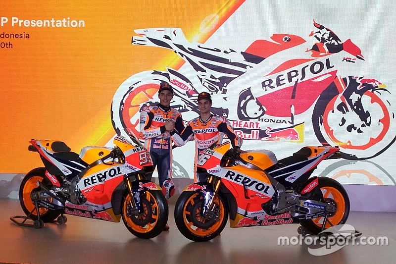 Honda, 2018 MotoGP motosikletini tanıttı