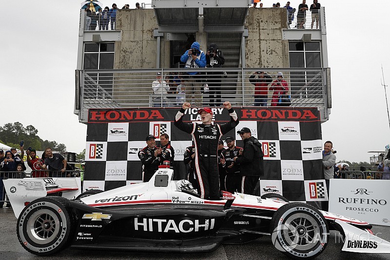 Barber IndyCar: Newgarden dominates in dry-wet race