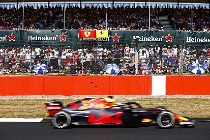 Red Bull dice que la potencia de Renault y Honda es similar