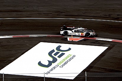 Gobernador de la Ciudad de México visita el WEC