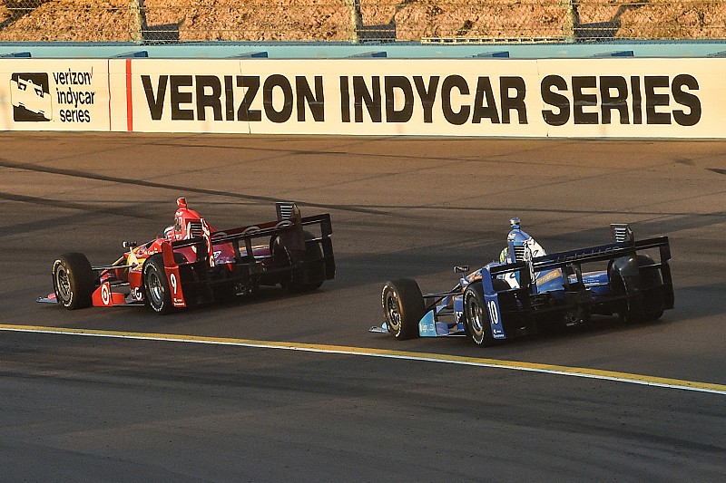 IndyCar аналізує зміни аеродинаміки, шин та турбонаддуву для коротких овалів