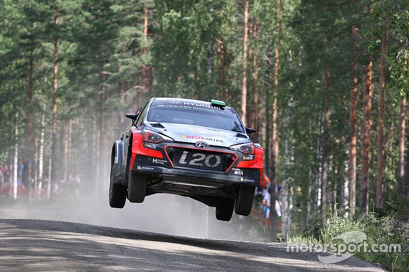 Awal yang solid bagi Hyundai Motorsport, Neuvillle bertahan di posisi ketiga Reli Finlandia