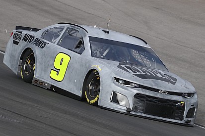 Chase Elliott tests new Camaro ZL1 Cup car, says it "looks great"