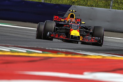 Verstappen'den Ricciardo'ya yardım etmesi istenmeyecek