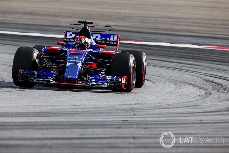 Privé d'eau, Gasly a aussi souffert du dos