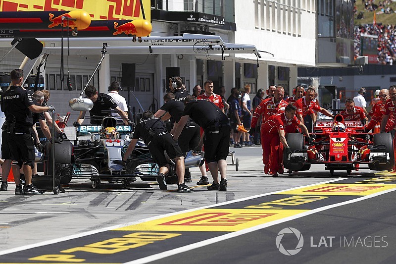 Hamilton: Ferrari akan jalani balapan yang