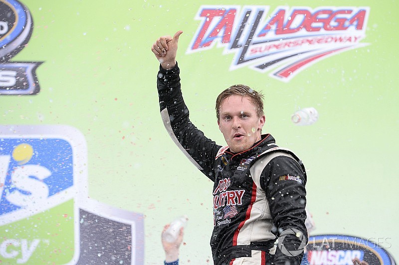 Kligerman usa agressividade e vence em Talladega
