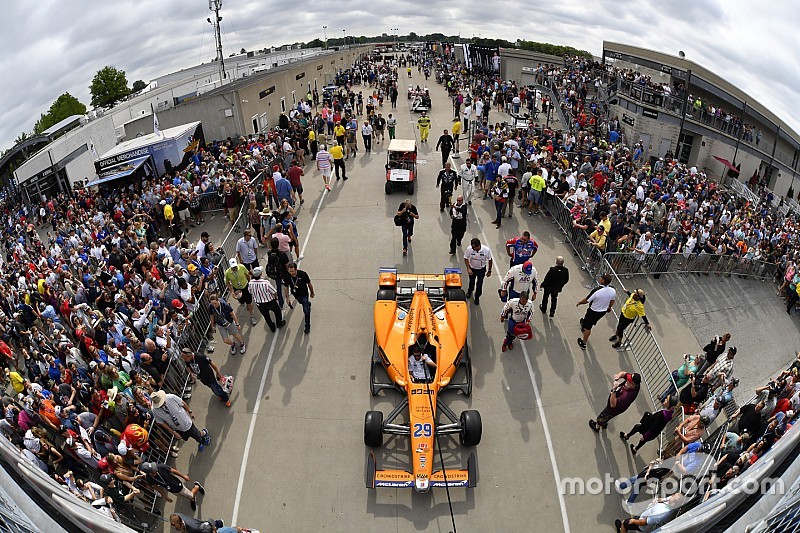 Alonso elismerte, hamarosan újra az IndyCar-ban tesztelhet