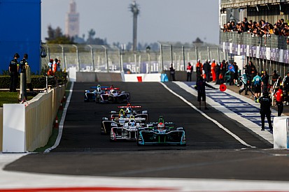 La FIA serre la vis sur les arrêts au stand