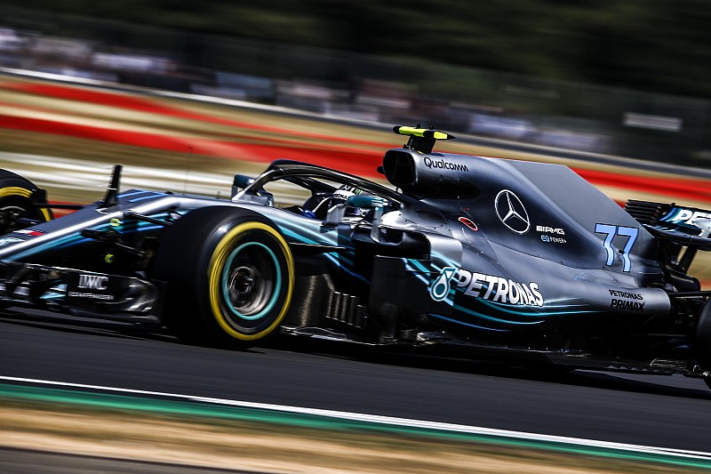 Bottas: Son iki virajda 0.3 saniye kaybettim