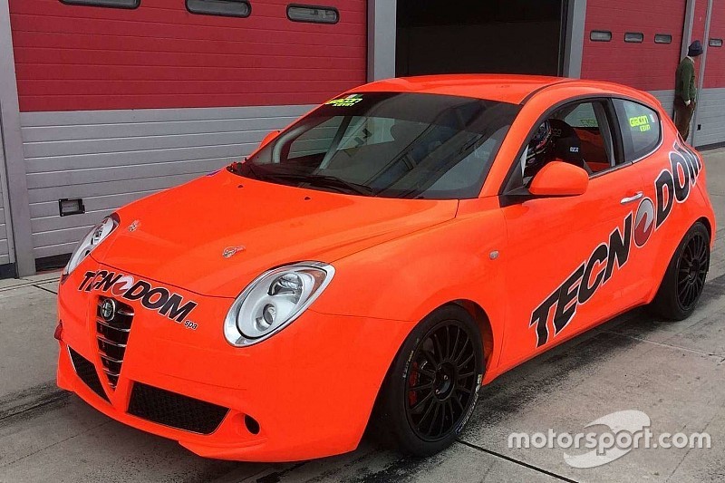 Primo test ad Adria per l'Alfa Romeo Mito TCS della Tecnodom Sport