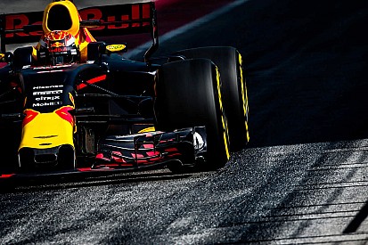 Ricciardo cree que Red Bull está a medio segundo de Mercedes