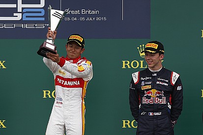 Ketika Pierre Gasly jadi rekan dan rival Rio Haryanto
