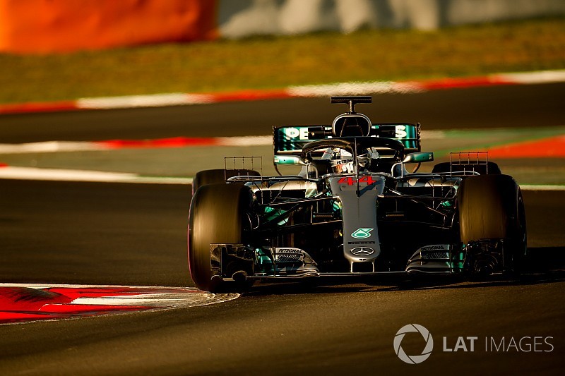 Prost vê Hamilton com vantagem frente a concorrentes