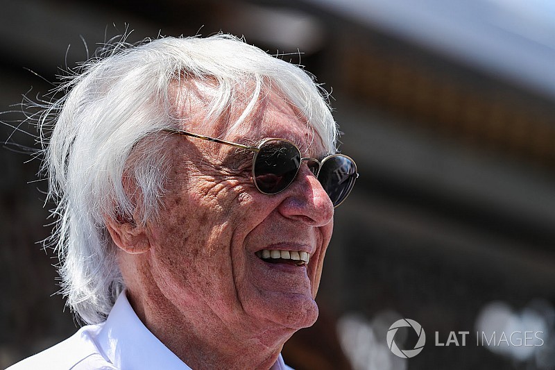 Ecclestone planea mudarse a Suiza