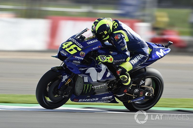Képeken a MotoGP pénteki napja a Brit Nagydíjról