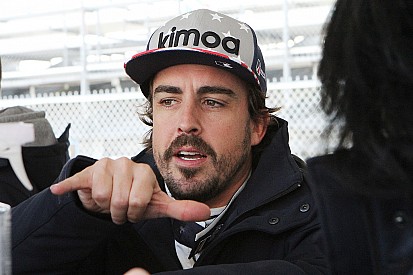 Alonso: quali em Daytona “o menos importante da minha vida”